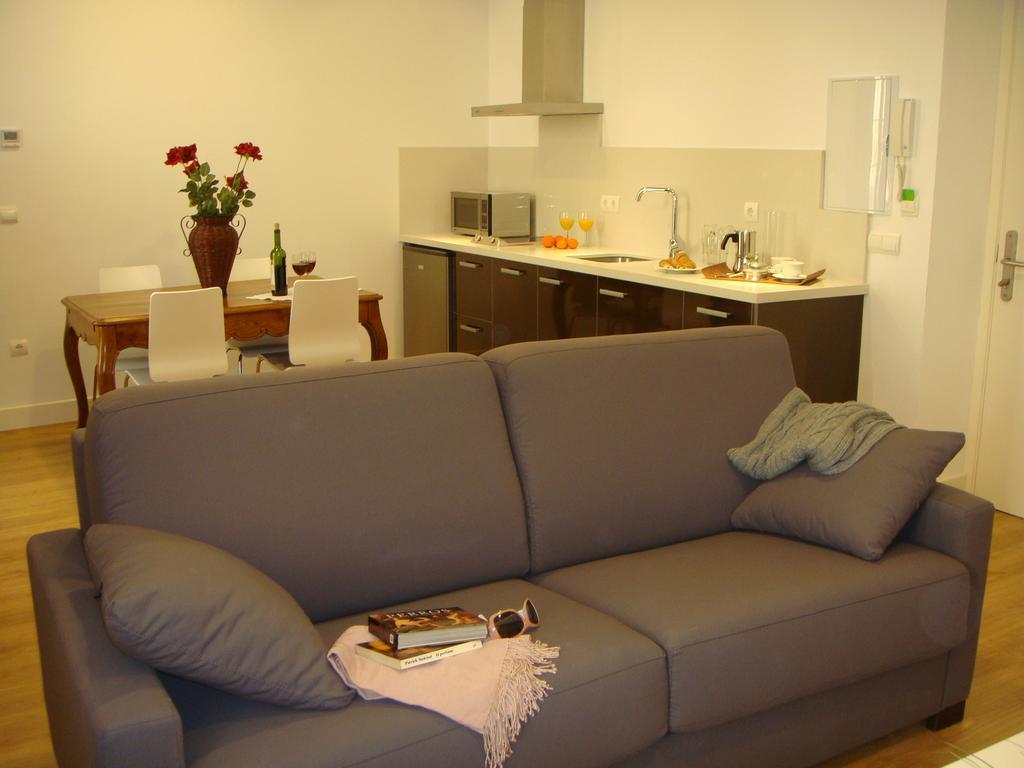 Life Apartments Alberto Lista Sevilha Exterior foto