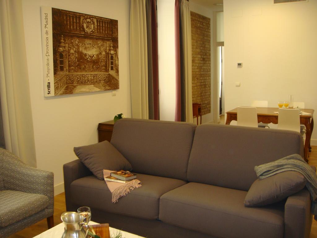Life Apartments Alberto Lista Sevilha Exterior foto