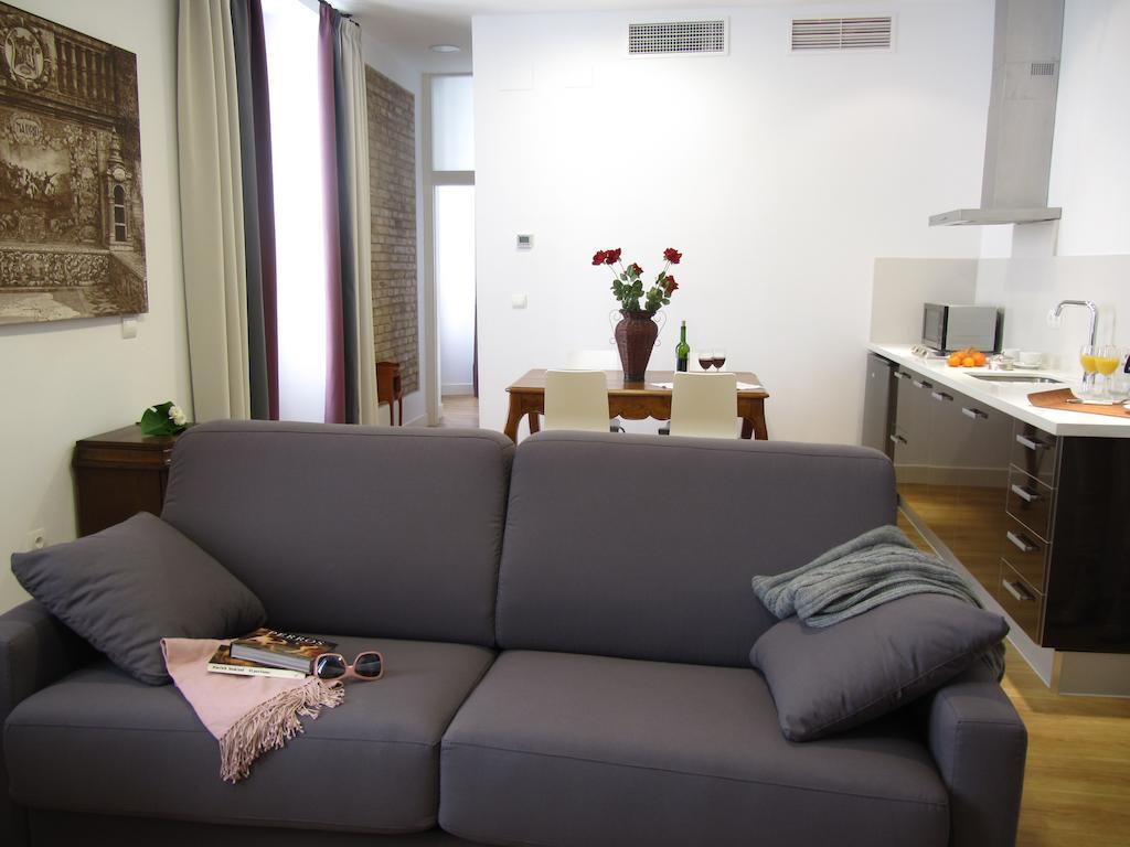 Life Apartments Alberto Lista Sevilha Exterior foto